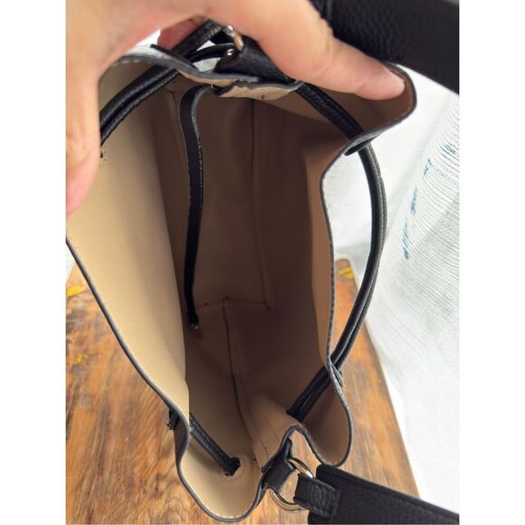 Pebbled Vegan Leather Drawstring Detachable Strap Bucket Bag Black - Picture 7 of 8